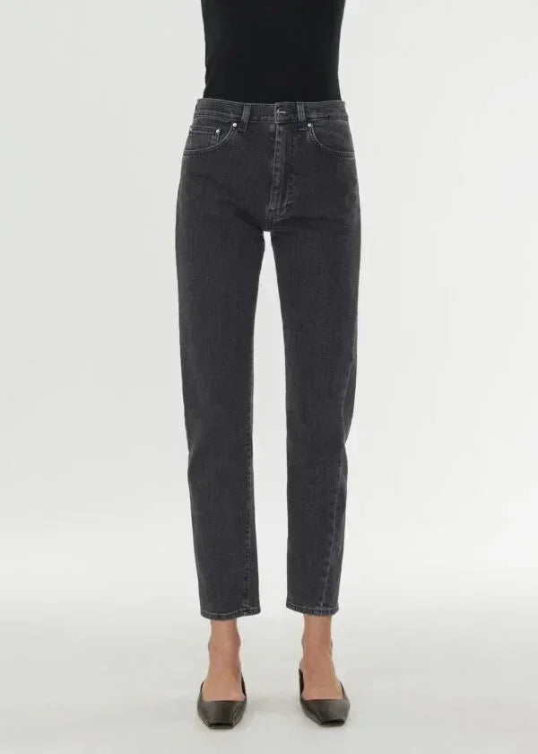 long Women Pants 2023 New Loose Twisted Nine Point Straight Jeans Women