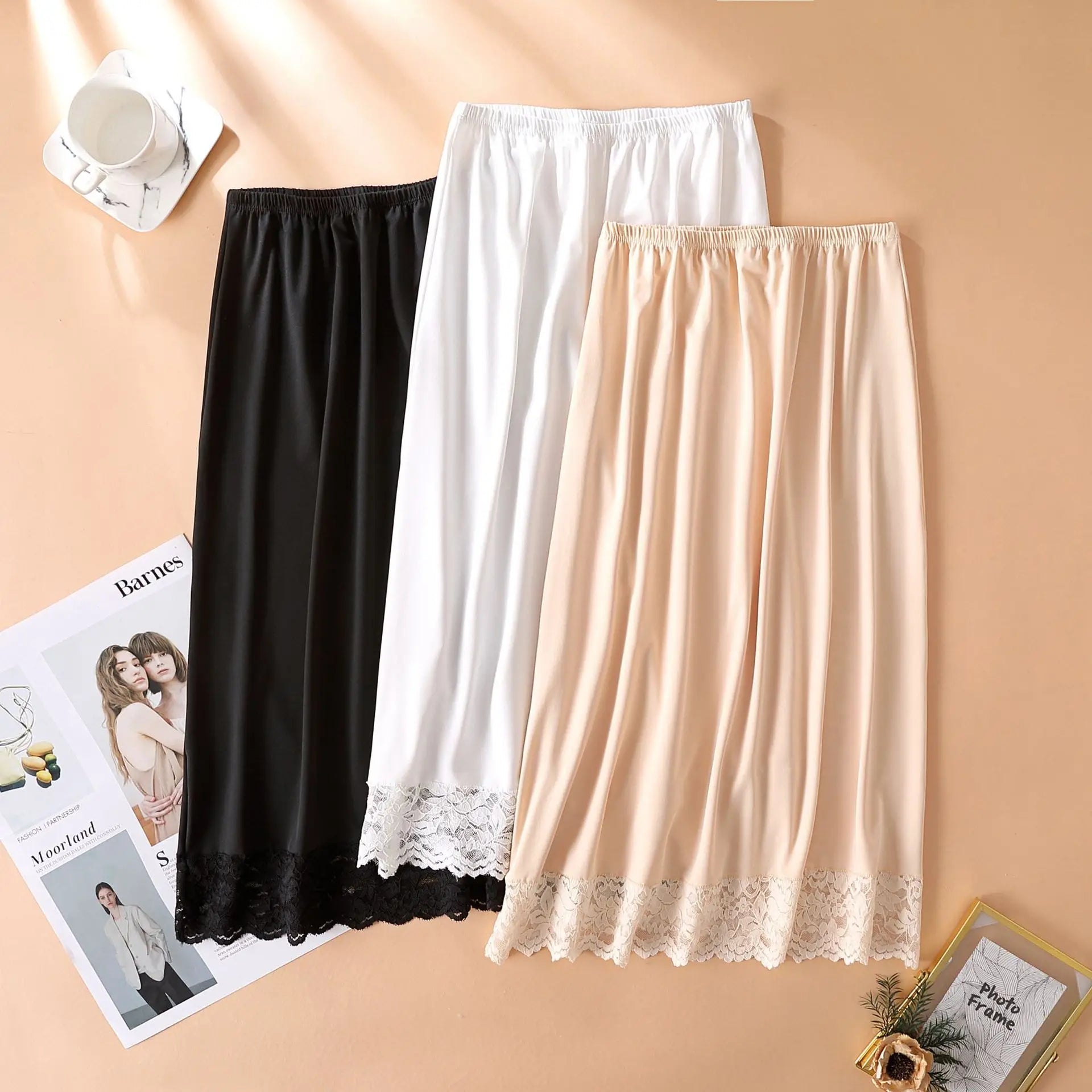 Women High Elastic Lace Pleated Skirts Summer Fashion White Black Skin Sleepwear Party Vestidos LGHX-521