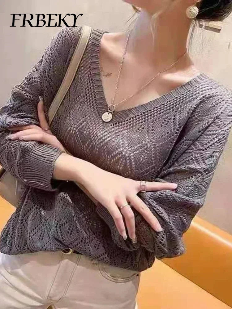 Women's Sweater Fashion V-neck Crochet Hollow Knit Sweater Autumn Thin Loose Bat Shirt Short Paragraph Ladies Tops Korean Jumper