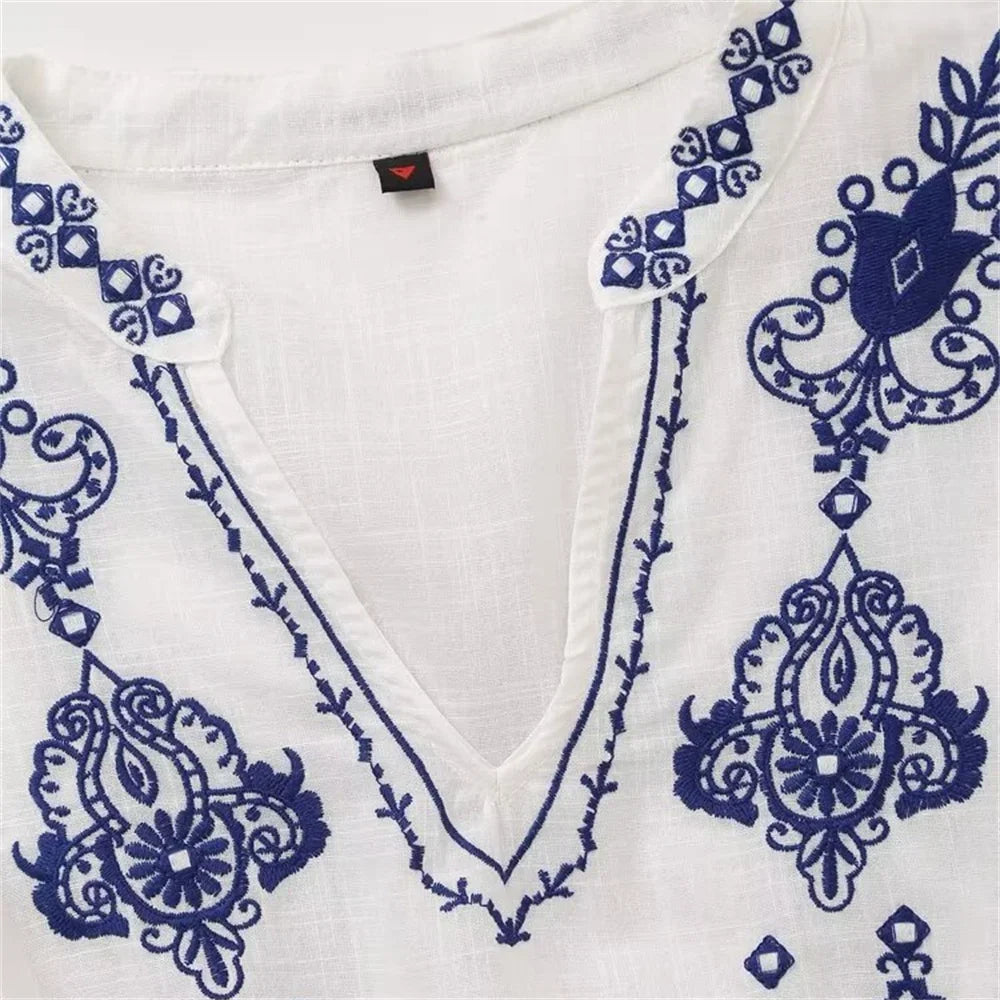 BWQ 2025 Summer New Women's Fashion Versatile Loose and Slim V-neck Beaded Embroidered Long sleeved Shirt