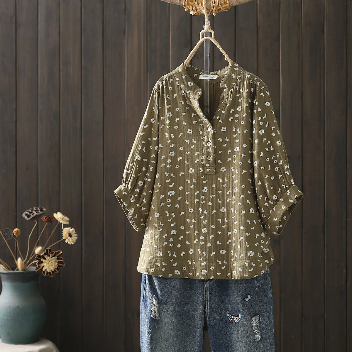 100% Cotton Yarn Shirts Large Size Tops Women Pastoral Style V Neck Half Sleeve Printed Shirts and Blouses Middle Aged Women