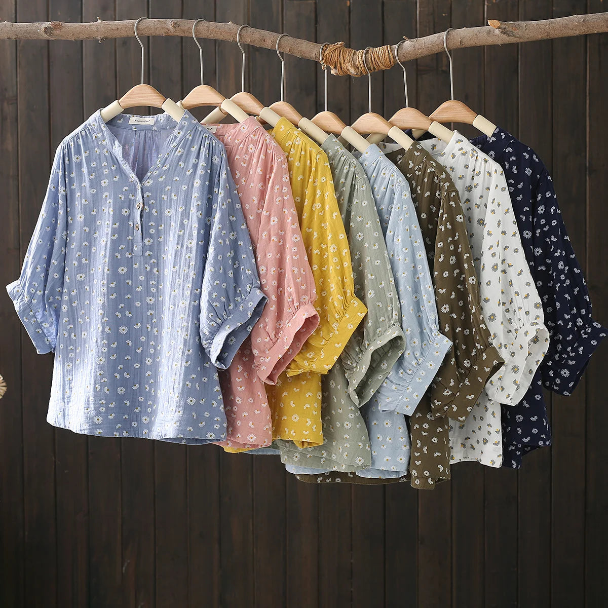 100% Cotton Yarn Shirts Large Size Tops Women Pastoral Style V Neck Half Sleeve Printed Shirts and Blouses Middle Aged Women