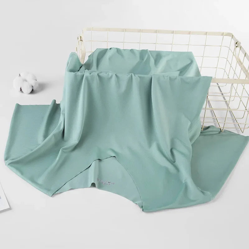 Men's Skinny Undershirt Plus Size Ice Silk Basic Shirts Breathable V-Neck Seamless T-shirt Underwear Thin Slim Bottoming Shirt