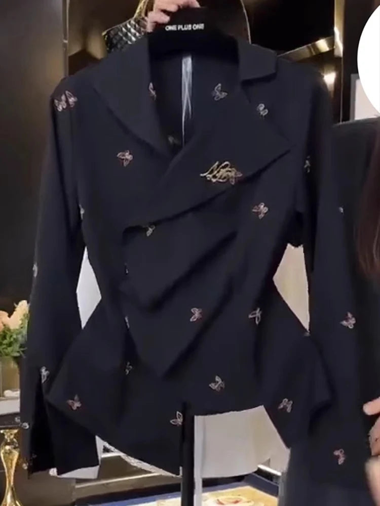 2025 New Spring and Autumn High-end Design Sense Embroidery Temperament Waist Thin Fashion Chic Top Shirt Women