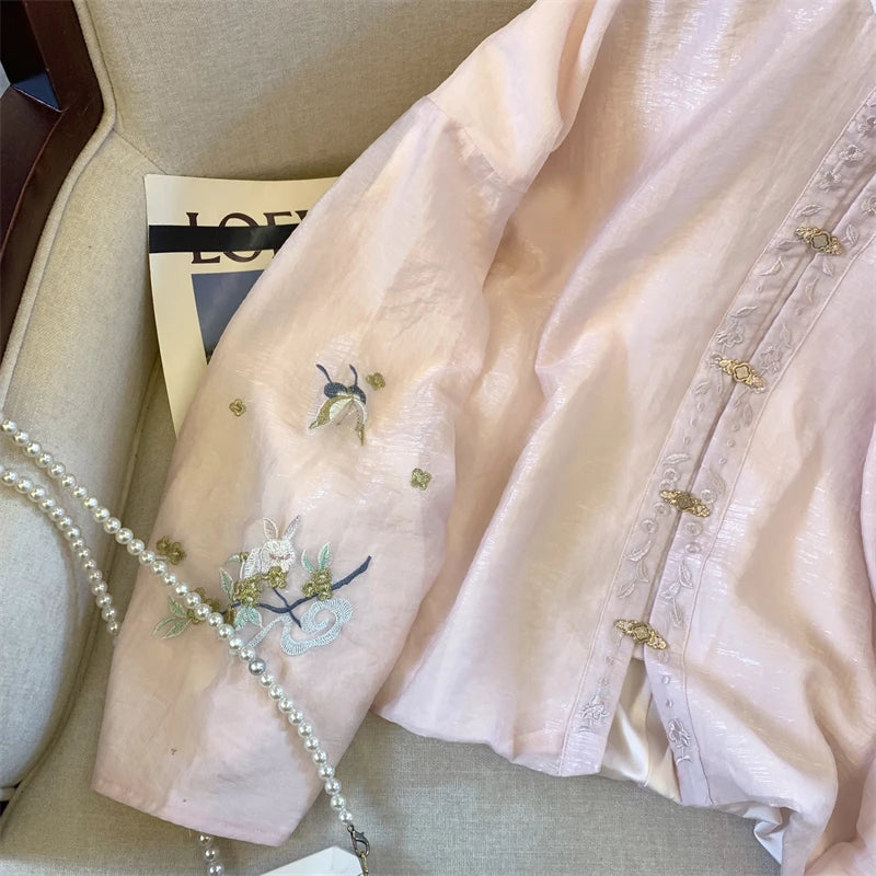 Chiffon Women's Shirts Chinese Style Embroidery Blouses Loose Fashion Women Tops Spring/Summer Floral Vintage Clothing