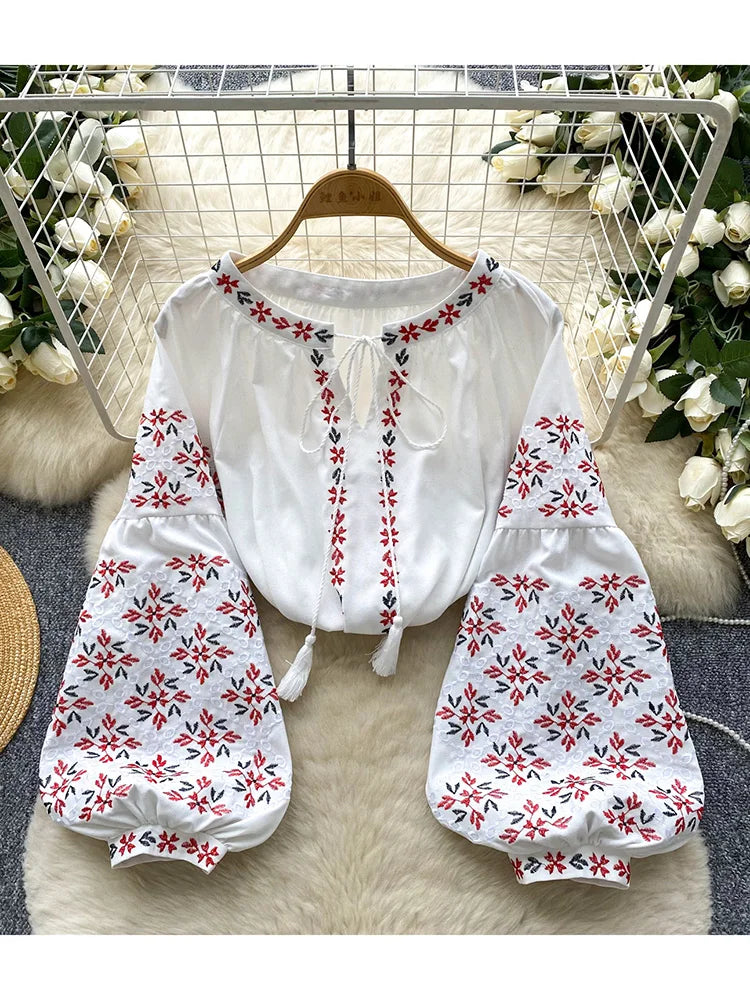 Women's Spring Blouse Retro Ethnic Style New Chinese Lantern Sleeve Shirt Loose  Thin Tassel Embroidery Design Blusa Top BL187