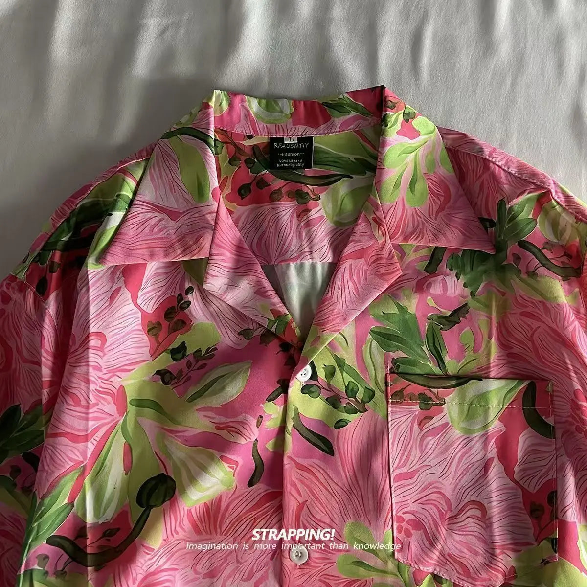 Pink Graffiti Floral Cuban Collar Hawaiian Shirts Women and Men Short Sleeve Button Up Vintage Beach Blusas Vocation Summer 2025