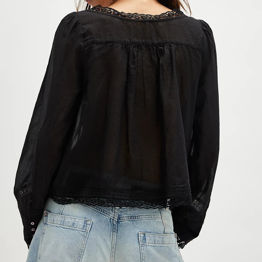 Combhasaki Women's Y2K Fairy Long Sleeve Square Neck Shirts Lace Patchwork See-through Tie-up Front Button-down Blouse Crop Tops