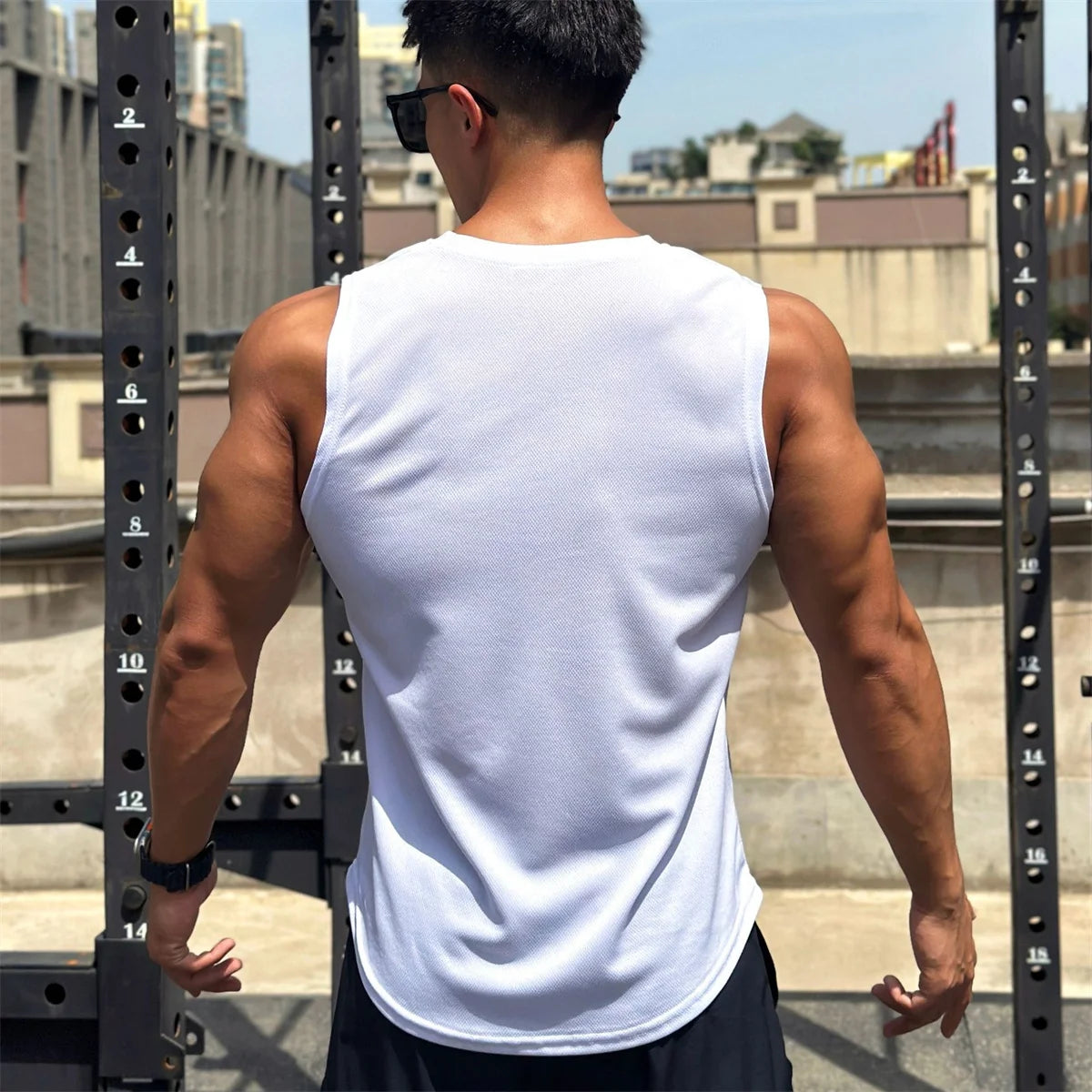 Men Bodybuilding Tank Top Gym Fitness Quick Dry Sleeveless Shirt Sport Training Clothes Male Summer Casual Stringer Singlet Vest