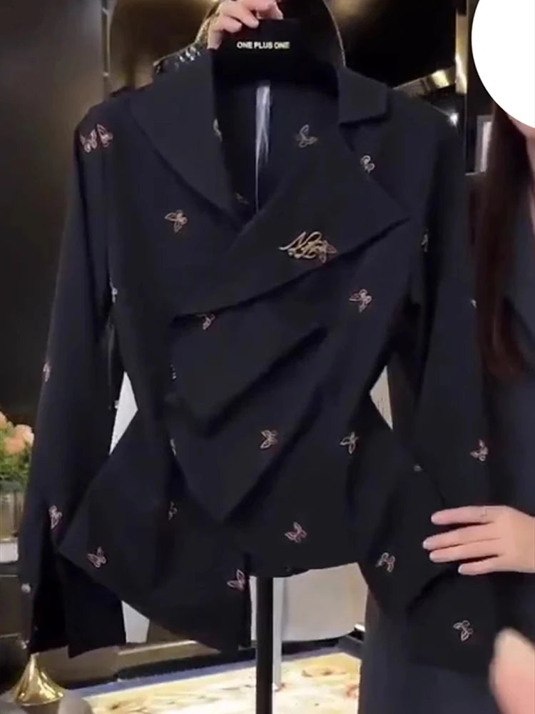 2025 New Spring and Autumn High-end Design Sense Embroidery Temperament Waist Thin Fashion Chic Top Shirt Women