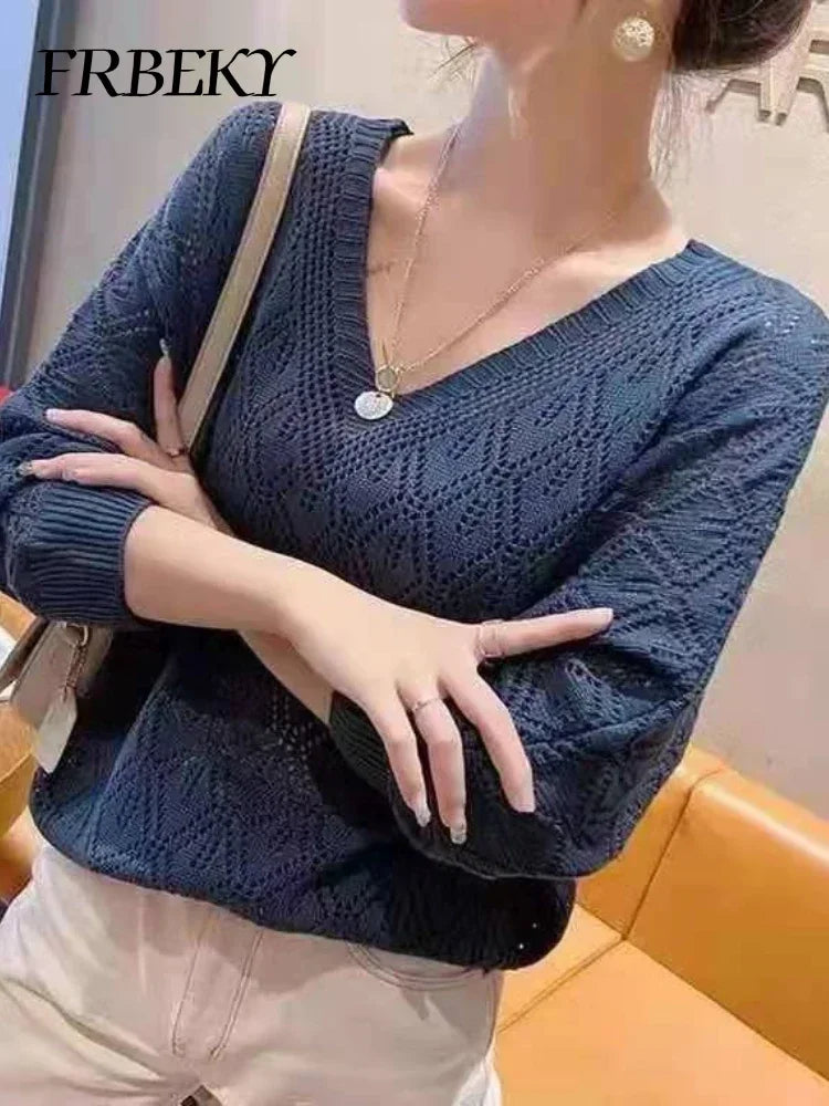 Women's Sweater Fashion V-neck Crochet Hollow Knit Sweater Autumn Thin Loose Bat Shirt Short Paragraph Ladies Tops Korean Jumper