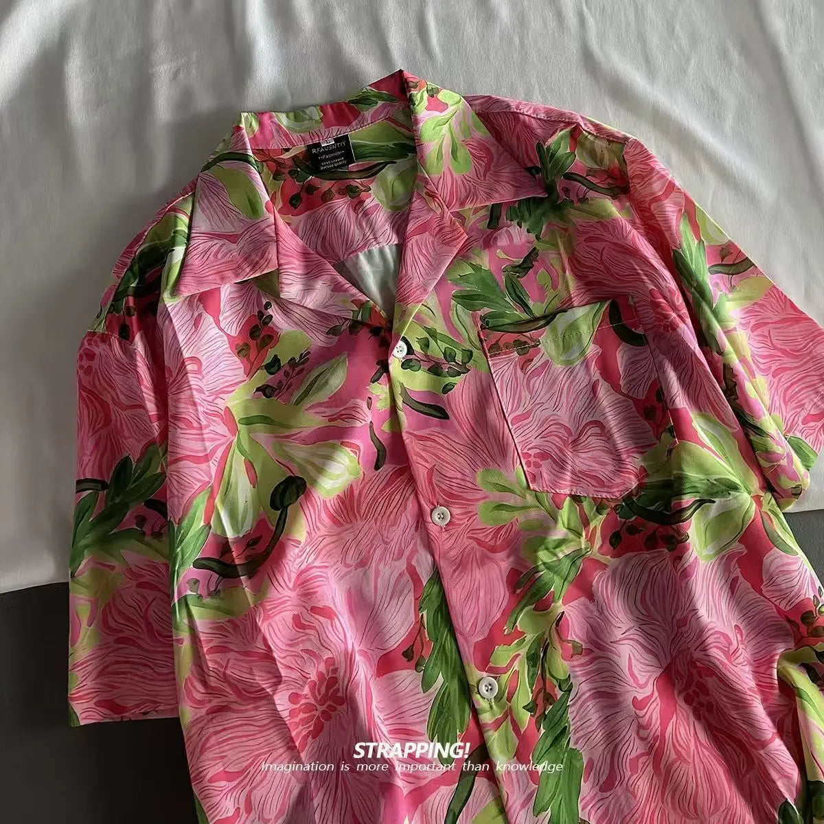 Pink Graffiti Floral Cuban Collar Hawaiian Shirts Women and Men Short Sleeve Button Up Vintage Beach Blusas Vocation Summer 2025