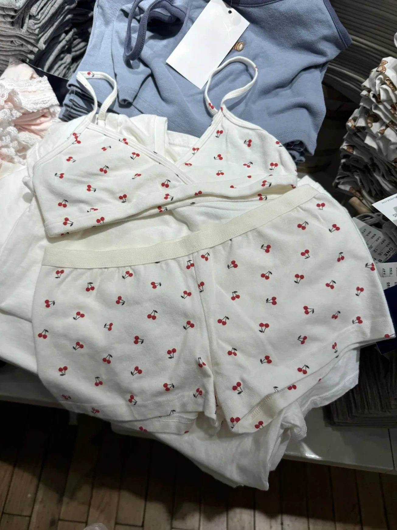 New Cherry Cotton Bra Shorts 2 Pieces Set Women Sexy V-neck Slim Bras with Straight Short Pants Casual Sweet Home Pajama Sets