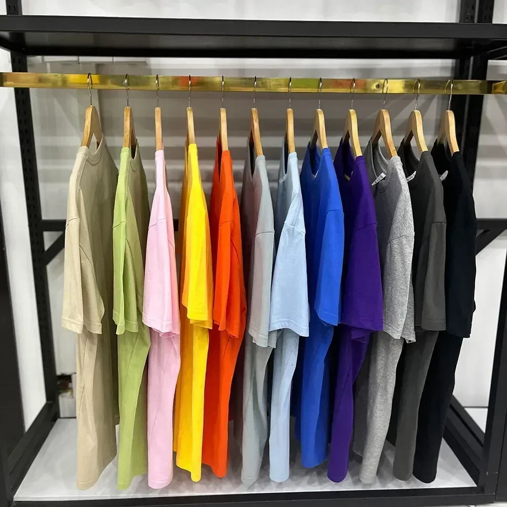 1981 Vintage Classic and Casual Cotton Tee for Men’s Summer Wardrobe
