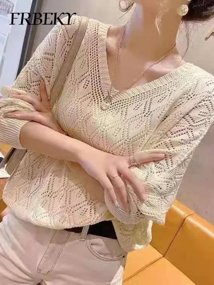 Women's Sweater Fashion V-neck Crochet Hollow Knit Sweater Autumn Thin Loose Bat Shirt Short Paragraph Ladies Tops Korean Jumper