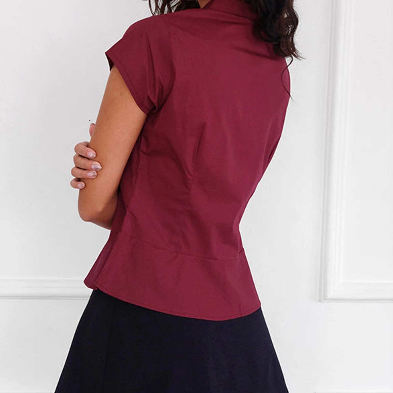 Women's Summer Slim Fit Shirt Solid Color Short Sleeve Lapel Button Down Pleated Tops Streetwear